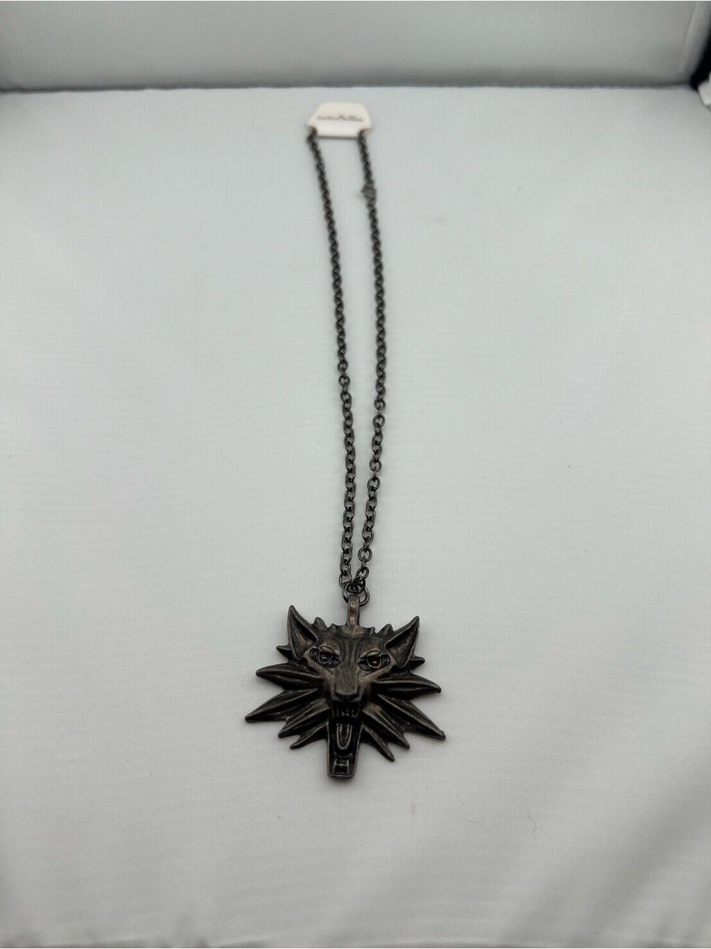 The Witcher Wolf Head Medallion Pendant Necklace Dark Gunmetal Chain Cosplay